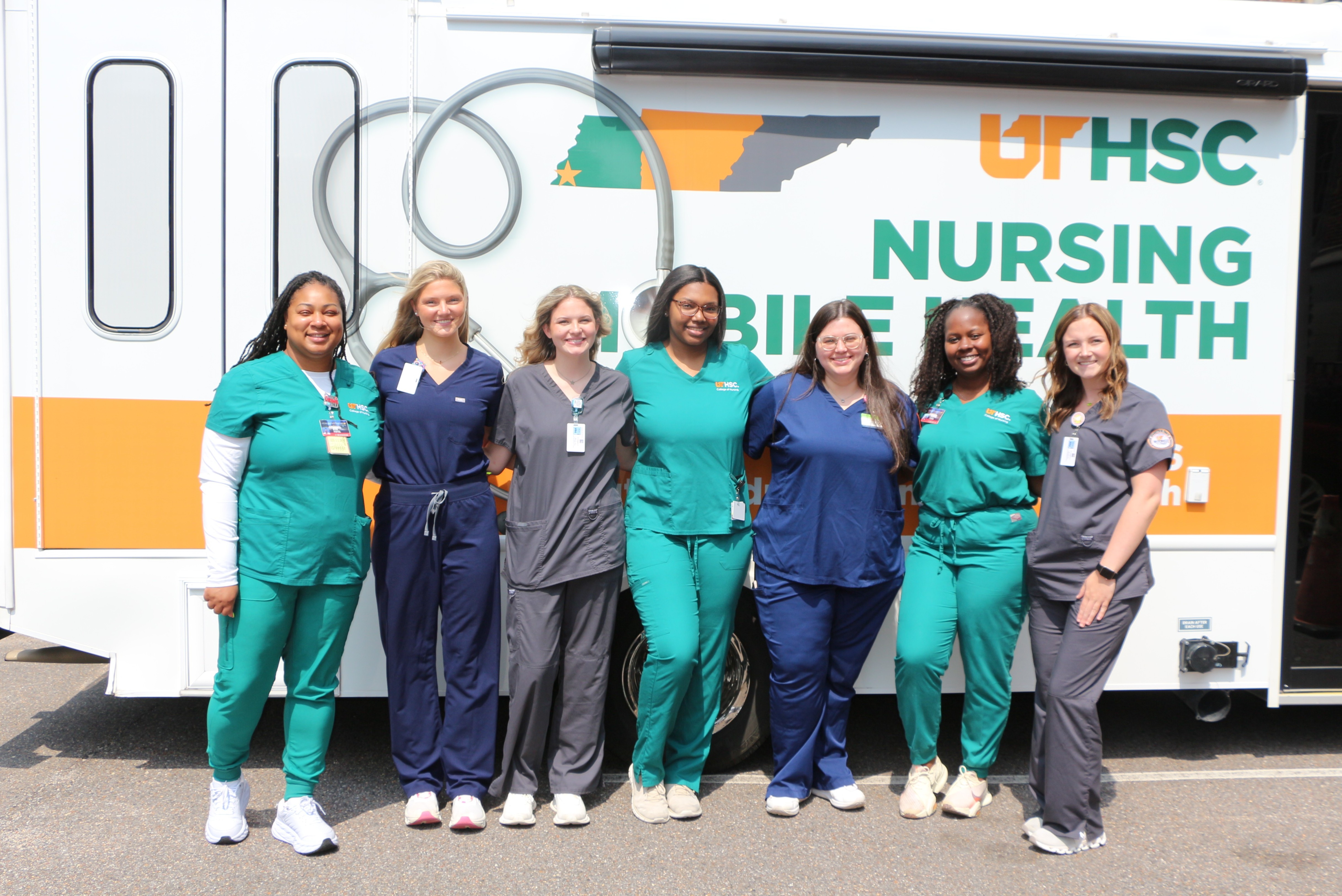 outsidemhu2 nursingstudents